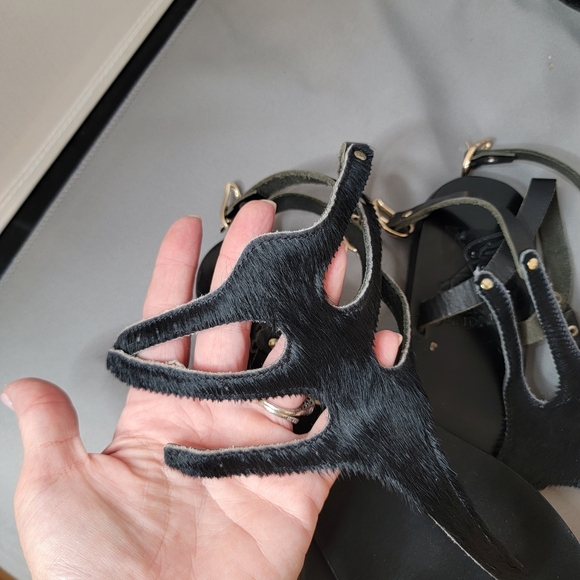 Ancient Greek Sandals with Calf Hair Size 36 - Picture 3 of 6